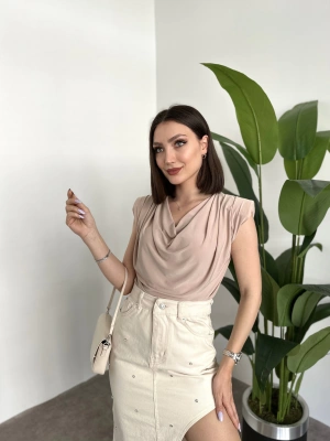 Önü Büzgülü Vatkalı Sandy Bluz Taş