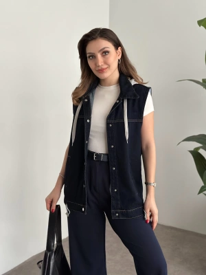 Şapkası çıkarılabilir denim yelek koyu