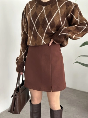 Zr yırtmaç detay şortu etek kahve