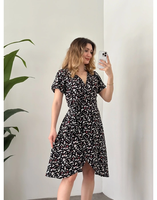 Asimetrik Kesim Önden Bağlamalı Viskon Elbise Siyah Beyaz