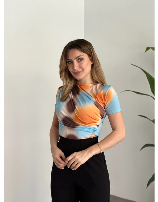 Batik Desen Omuzu Ve Beli Büzgülü Sandy Kumaş Bluz Turkuaz turuncu