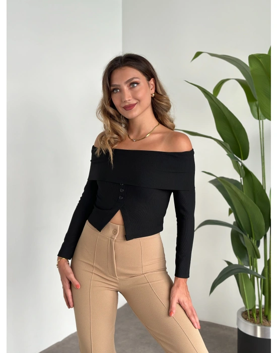 Kayık Yaka Crop Düğmeli Bluz Siyah