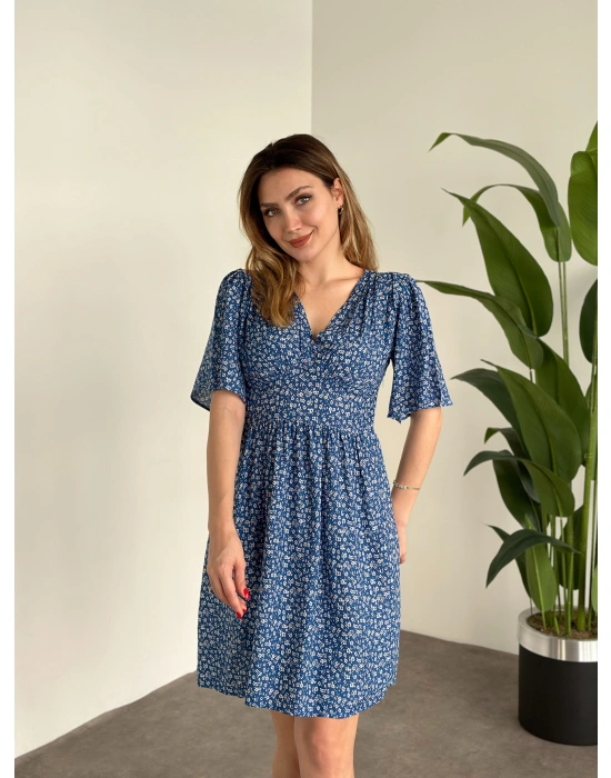 Önü Drapeli Kolları Volanli Pamuklu Viskon Kumaş Elbise Mavi Küçük Çiçek