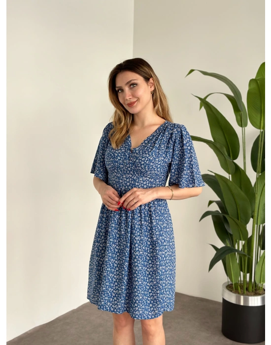 Önü Drapeli Kolları Volanli Pamuklu Viskon Kumaş Elbise Mavi Küçük Çiçek