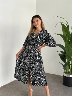 Kruvaze Yaka Yarasa Kol Yırtmaçlı Lastikli Elbise Siyah Beyaz