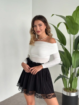 Madonna yaka ithal sandy kumaş uzun kollu bluz Beyaz