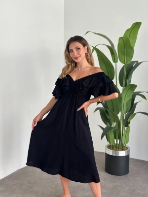 Yakası Gipe Ve Volanlı Astarlı Elbise Siyah