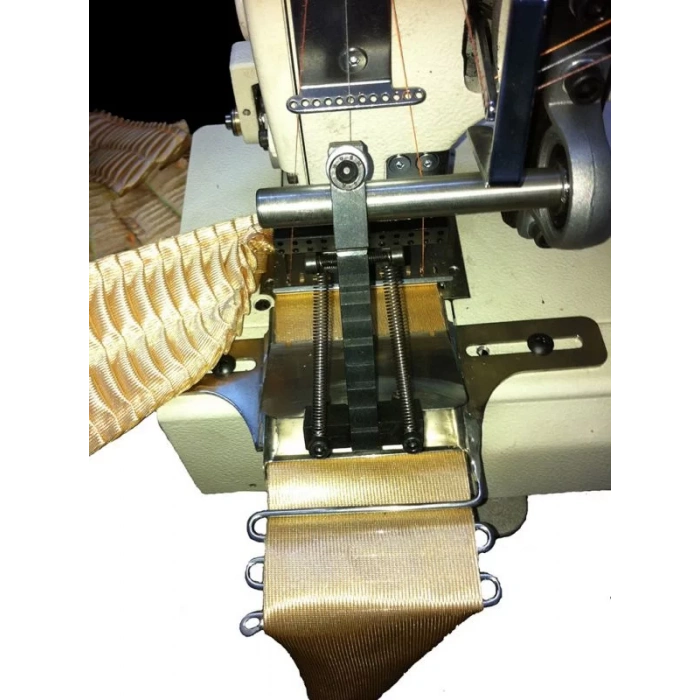 Kansai Special 12 İğne Zincir Dikiş Makinası - Pile Aparatlı