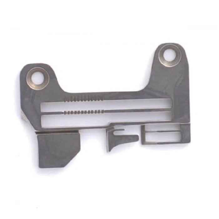 Siruba 747K 4 İp Overlok Makinesi Kıstırmalı Plaka E247