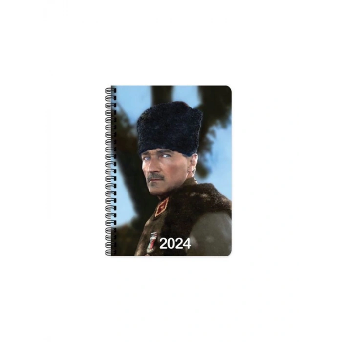 2024 AJANDA KESKİN SPİRALLİ SERT KAPAK GÜNLÜK AJANDA 17x24 ATATÜRK BAŞKOMUTAN (830365-99)
