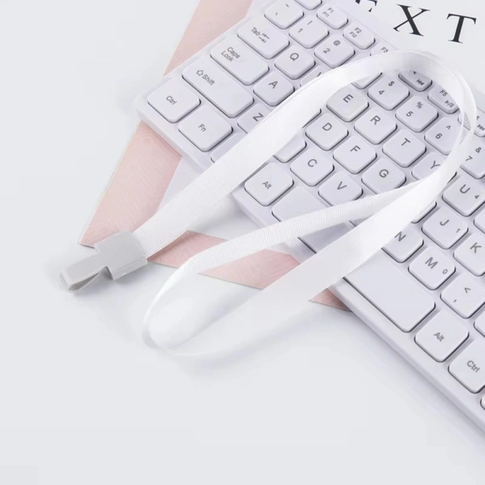 Bigpoint Klipsli Yaka İpi Beyaz