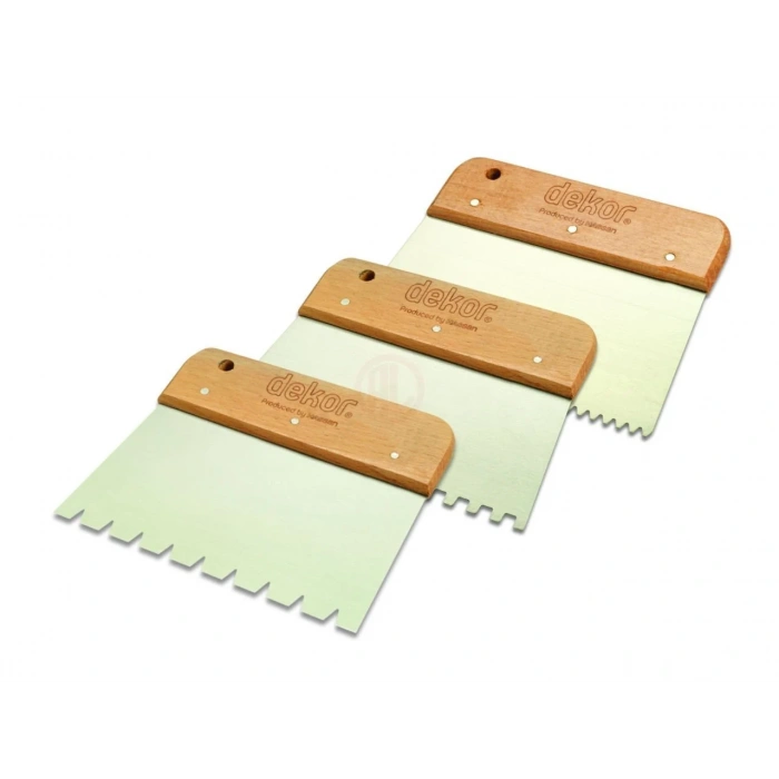 Dekor Hassan Fayans Tarağı Ahşap Saplı Kare Diş 8x8 mm Paslanmaz Çelik 17 Cm