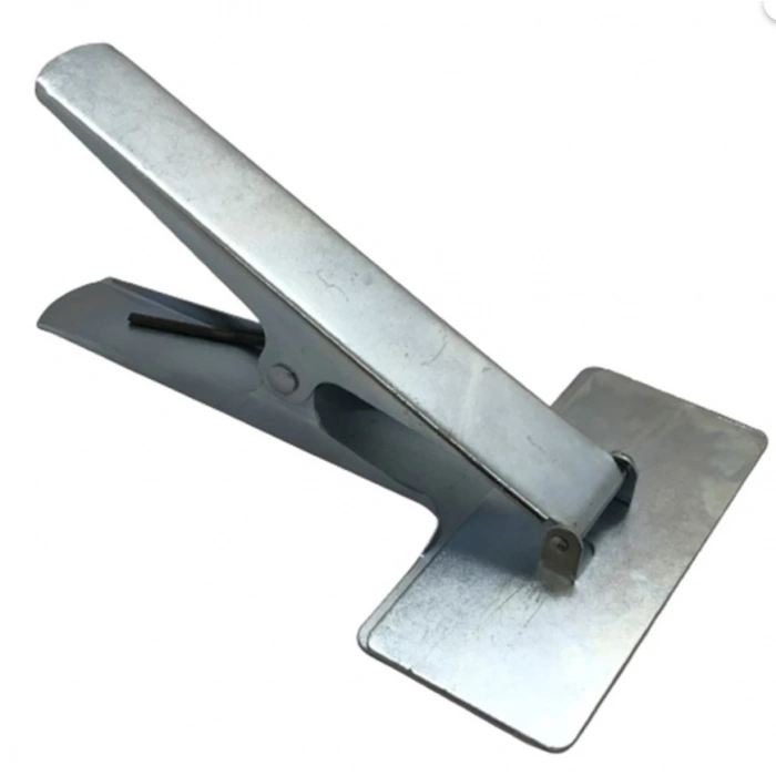 Oynar Başlıklı Pastal Maşası / CLMP-17