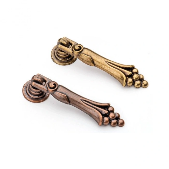 Üzümlü Sallama Antik Bakır