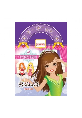 Modacı Kızlar Sahnede