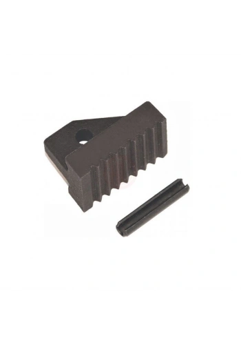 İzeltaş Ağır Tip Boru Anahtarı Yedek Parçası Alt Çene Ve Pim 36 İnç