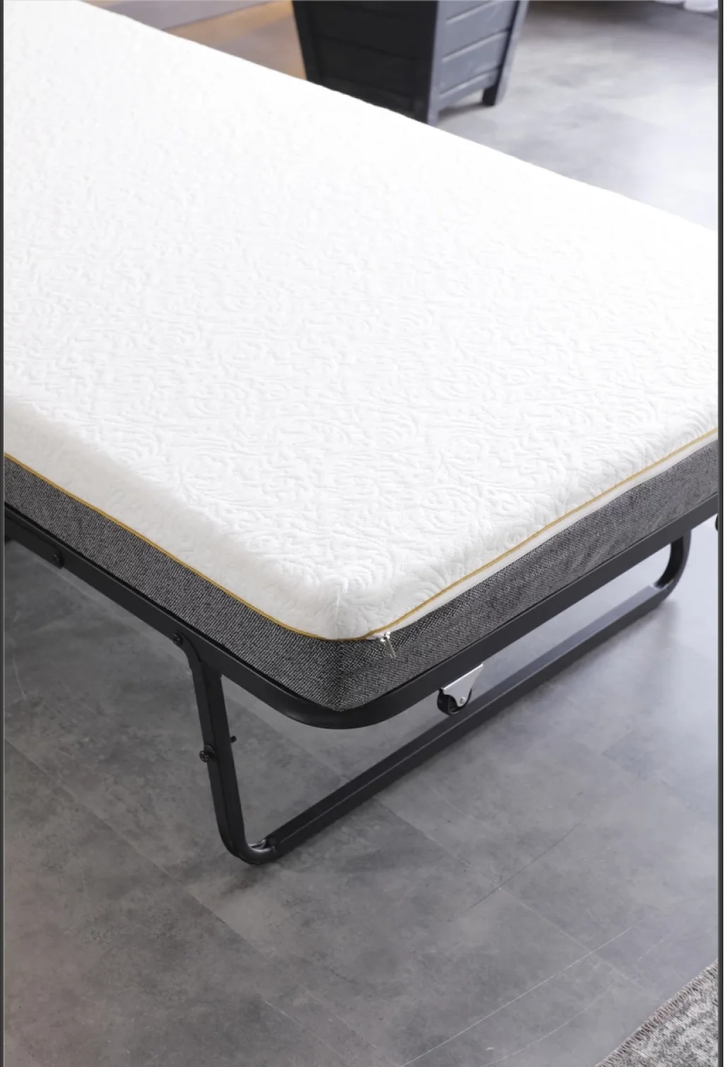 Limni Home Devon Metal Katlanır Karyola (Siyah) + Yatak