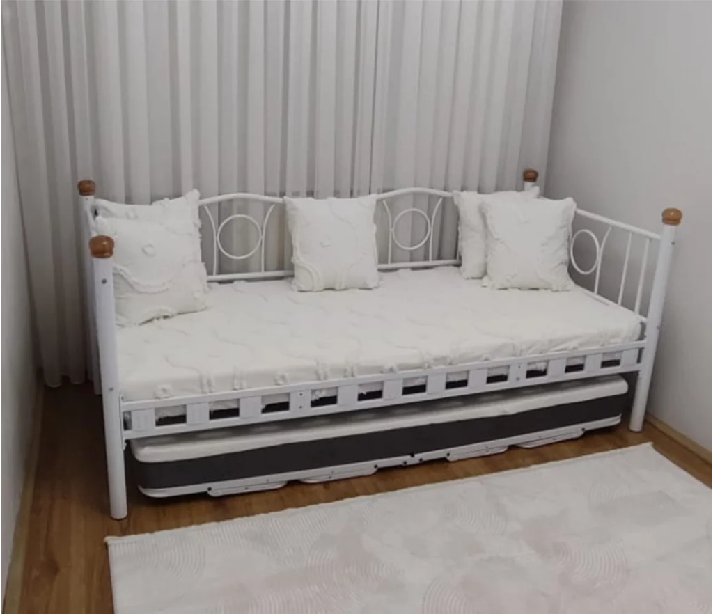 Lars Metal Yavrulu Divan Karyola - Modern Daybed (90x200 cm)