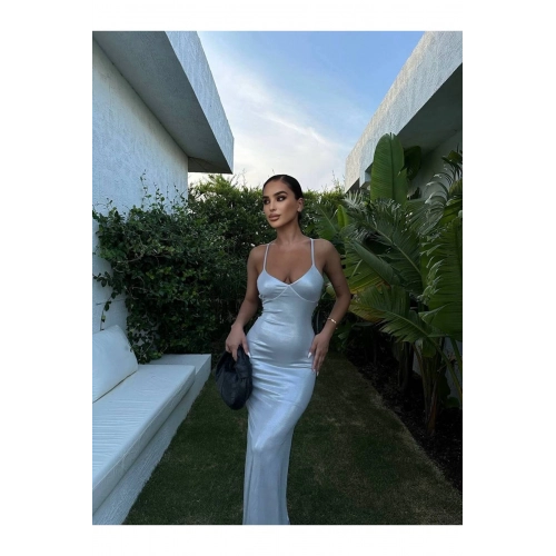 Parlak Askılı Yırtmaç Detaylı Gri Elbise