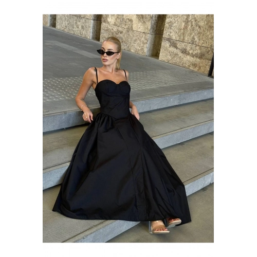 Prenses İnce Askılı Kalp Yaka Uzun Elbise