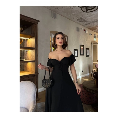 Off-Shoulder Siyah Maxi Elbise