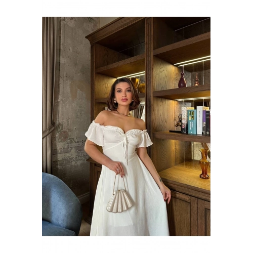 Off-Shoulder Kadın Maxi Boy Aerobin Kumaş Sırt Detaylı Tam Kalıp Elbise