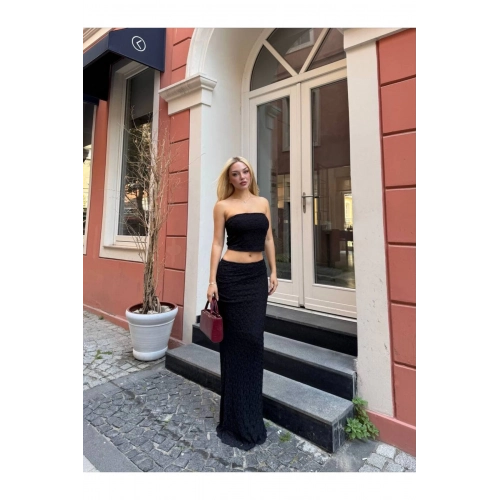 Straplez Yırtmaçlı Astar Detaylı Dantel Crop Siyah Etekli Takım