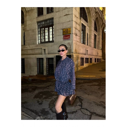 Desenli Volanlı Gömlek Elbise