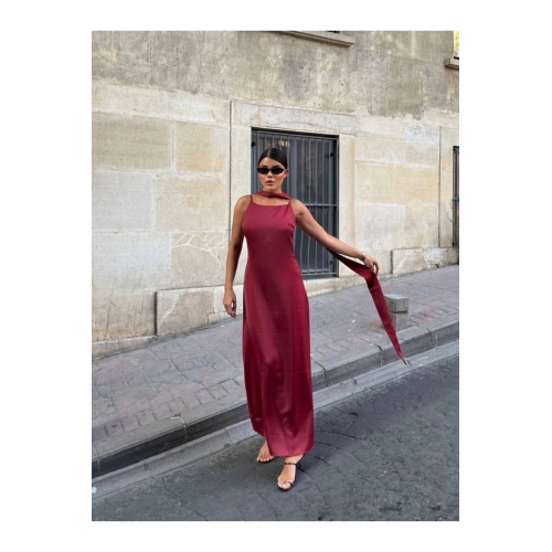 Kadın Saten Sırt Dekolteli İnce Askılı Şal Detaylı Esnek Kumaş Maxi Boy Bordo Elbise