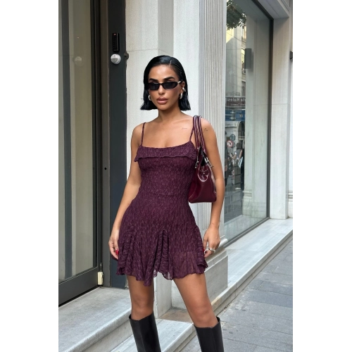 Kadın Dantel Desenli Askılı Volanlı Mini Elbise – Bordo