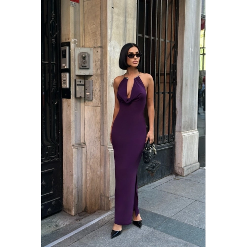 Aksesuarlı Dekolte Detaylı Astarlı Maxi Boy Mürdüm Elbise