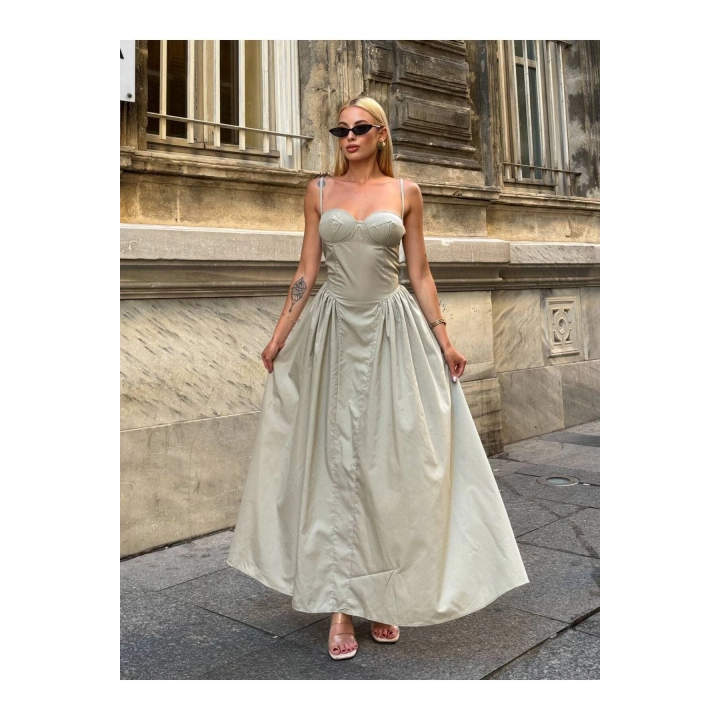 Prenses İnce Askılı Kalp Yaka Uzun Su Yeşili Elbise