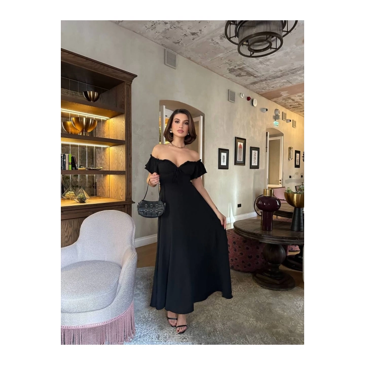 Off-Shoulder Siyah Maxi Elbise