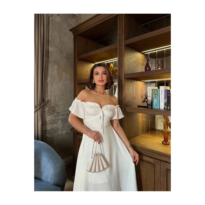 Off-Shoulder Kadın Maxi Boy Aerobin Kumaş Sırt Detaylı Tam Kalıp Elbise