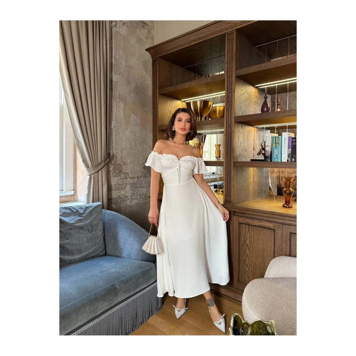 Off-Shoulder Kadın Maxi Boy Aerobin Kumaş Sırt Detaylı Tam Kalıp Elbise