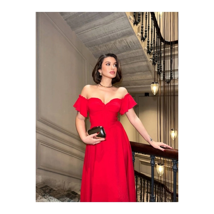 Off-Shoulder Kadın Maxi Boy Aerobin Kumaş Sırt Detaylı Tam Kalıp Elbise