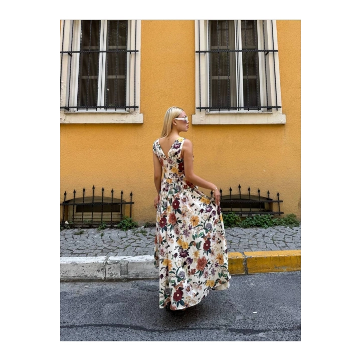 Kalın Askılı Korse Görünümlü Sırt Detaylı Çiçek Desenli Elbise