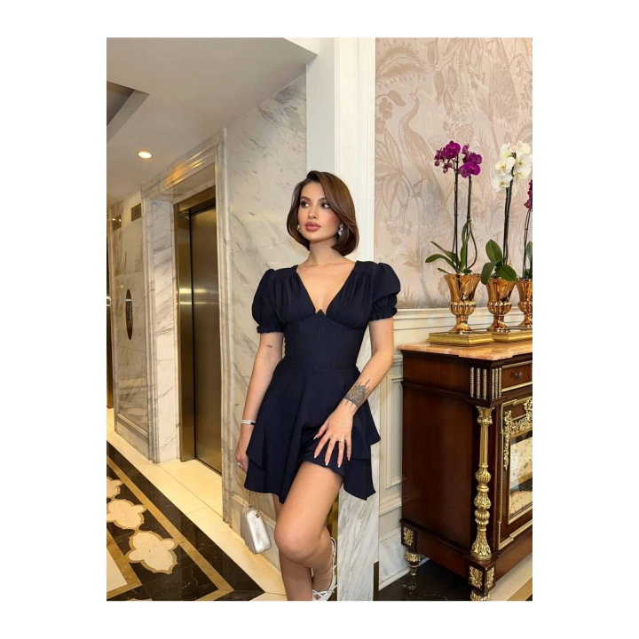 Korse Detaylı Kat Etekli V Yaka Mini Lacivert Elbise