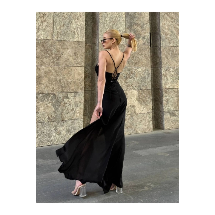 Askılı Göğüs Drape Detaylı Maxi Elbise