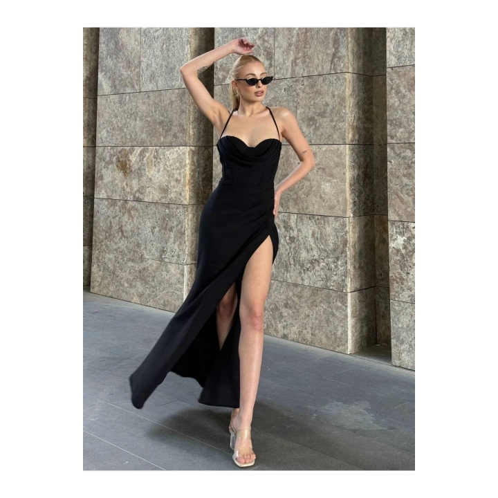 Askılı Göğüs Drape Detaylı Maxi Elbise