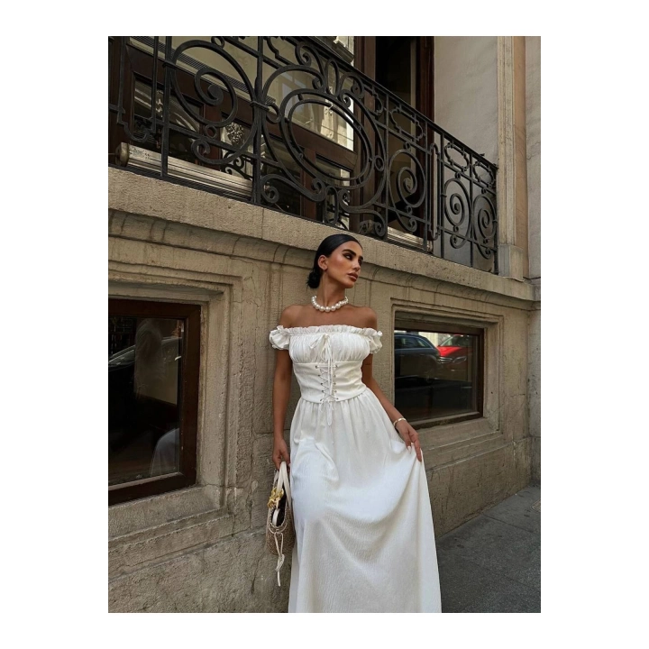 Kuşgözlü Maxi Boy Astarlı Gipeli Beyaz Elbise