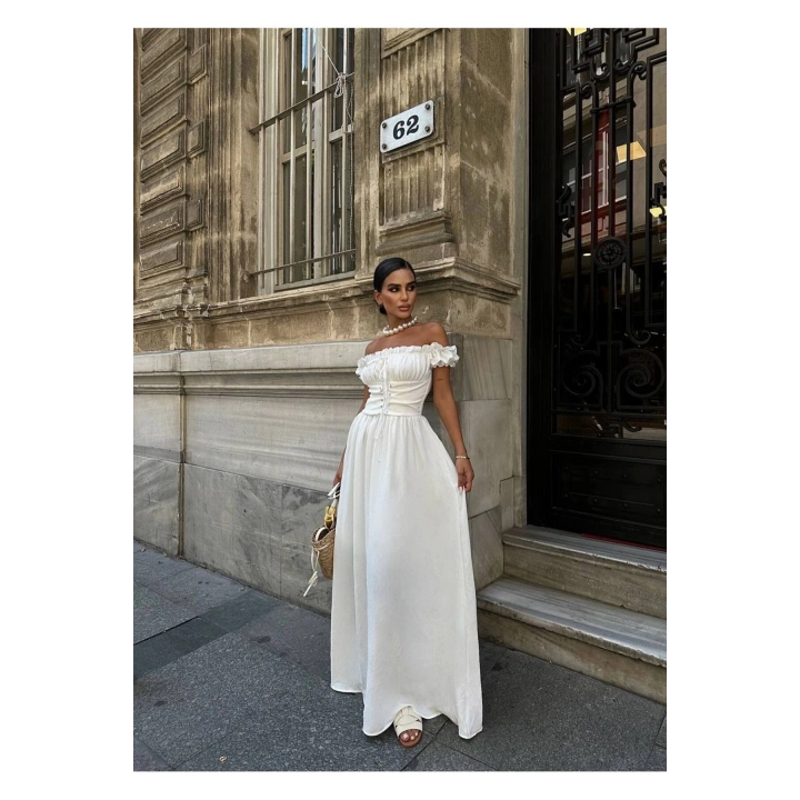 Kuşgözlü Maxi Boy Astarlı Gipeli Beyaz Elbise