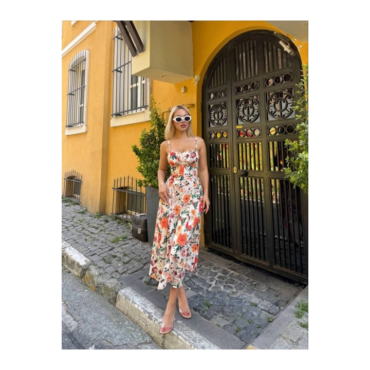 Çiçek Desenli Askılı Sırtı Gipeli Bağcıklı Fermuar Detaylı Elbise