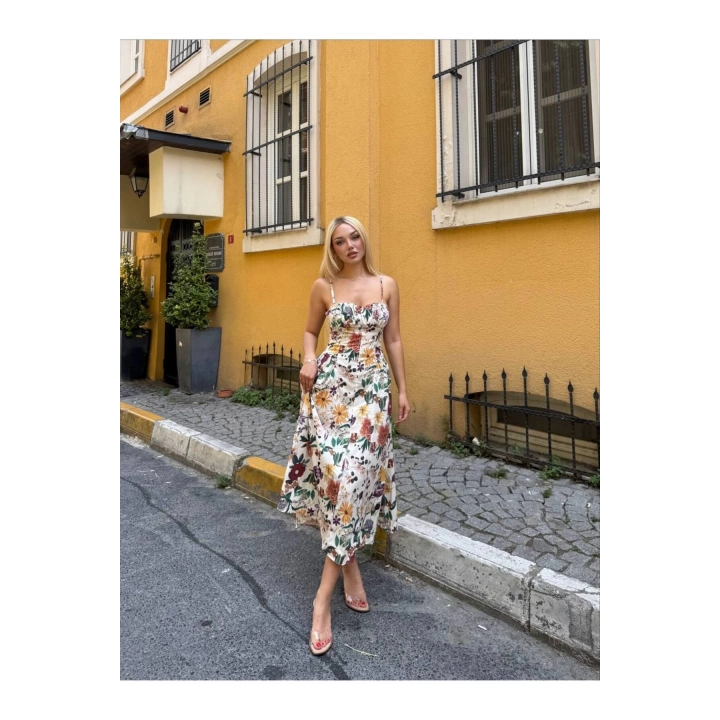 Çiçek Desenli Askılı Sırtı Gipeli Bağcıklı Fermuar Detaylı Elbise