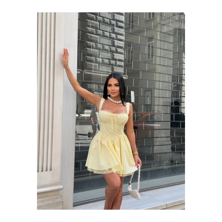 Korse Görünümlü Dantel Detaylı Sarı Astarlı Askılı Mini Elbise