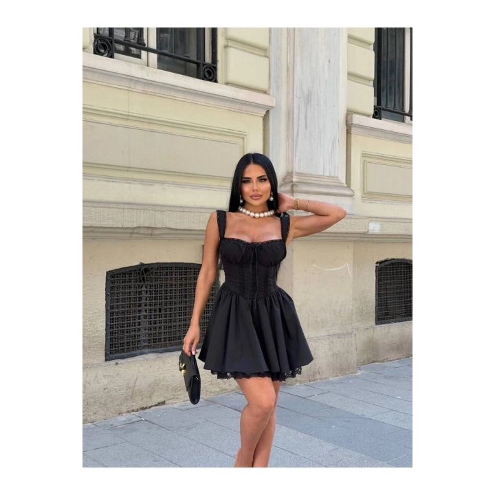 Korse Görünümlü Dantel Detaylı Siyah Astarlı Askılı Mini Elbise