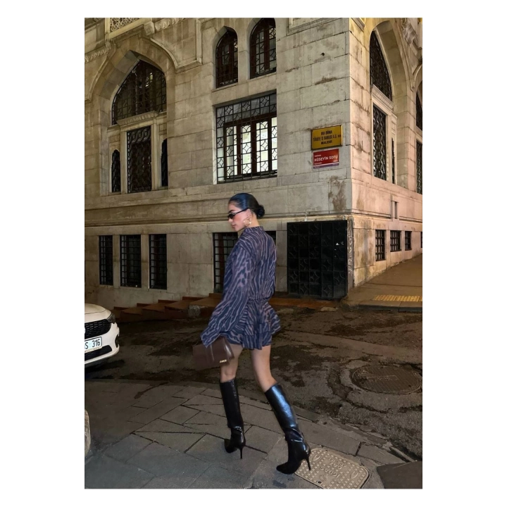 Desenli Volanlı Gömlek Elbise