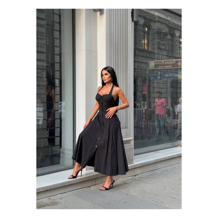 Düğmeli Halter Yaka Kadın Maxi Elbise