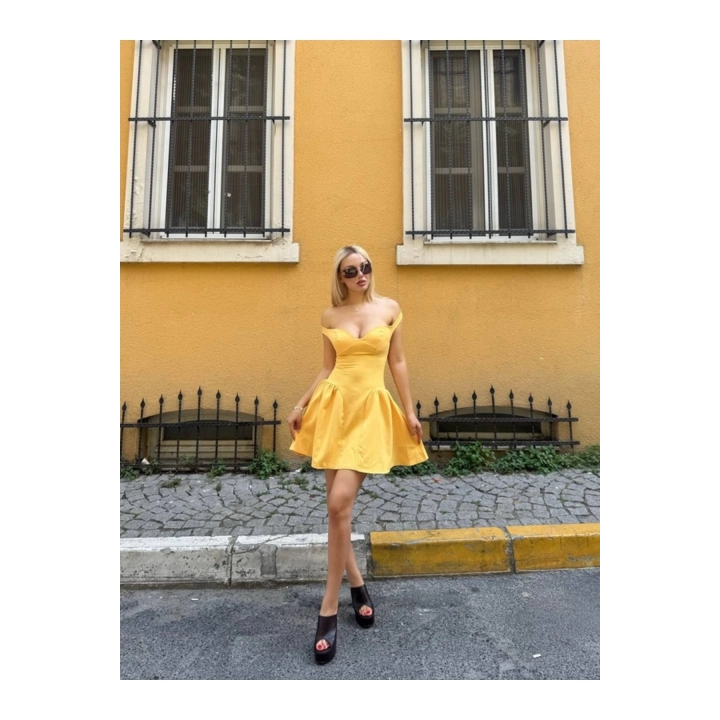 Kadın Lastikli Omzu Açık Göğüs Detaylı Fermuarlı Mini Boy Sarı Elbise