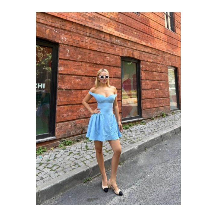 Kadın Lastikli Omzu Açık Göğüs Detaylı Fermuarlı Mini Boy Mavi Elbise